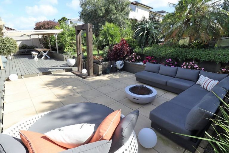 Photo of property in 3 Busbridge Place, Hillcrest, Auckland, 0627