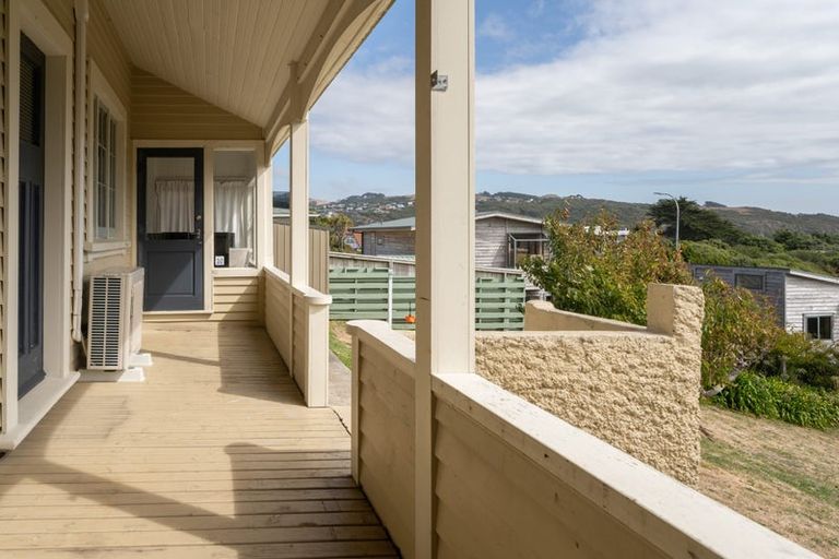 Photo of property in 3 Thornley Street, Titahi Bay, Porirua, 5022