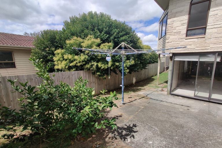Photo of property in 31 Leaver Place, Weymouth, Auckland, 2103