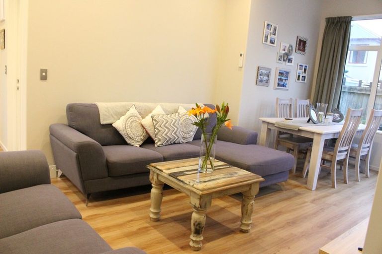 Photo of property in 2/100 Purchas Street, Edgeware, Christchurch, 8013