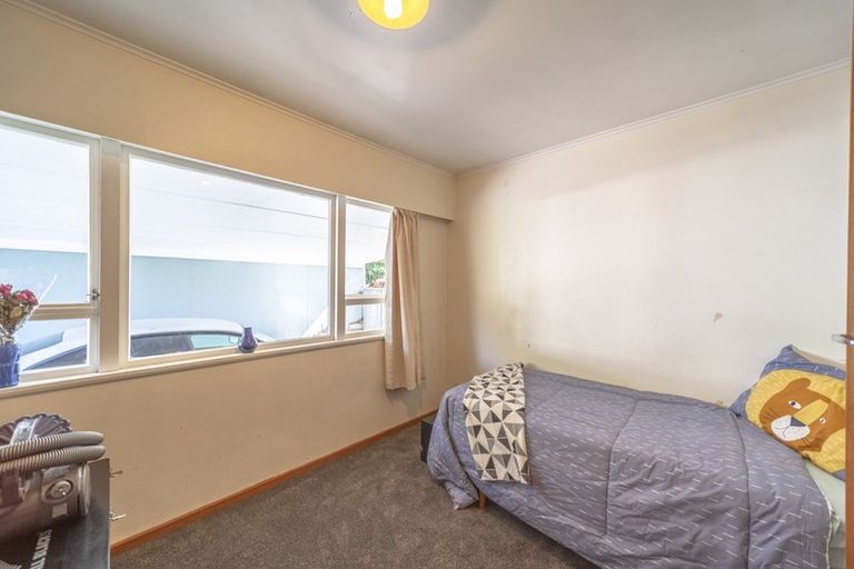 Photo of property in 5 Bristol Street, Tamatea, Napier, 4112