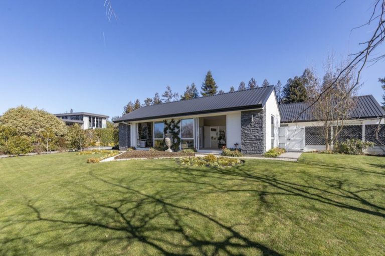 Photo of property in 72 Oakgrove Drive, Rangiora, 7400