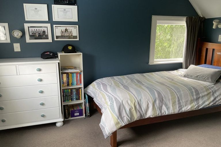 Photo of property in 399a Karori Road, Karori, Wellington, 6012