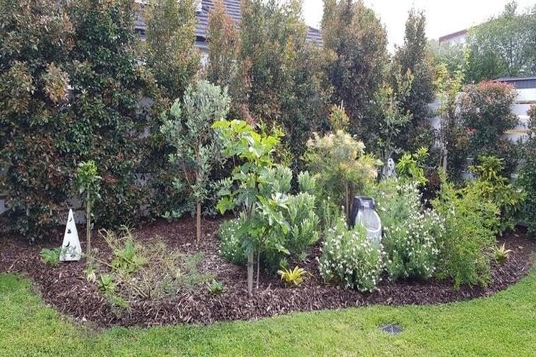 Photo of property in 8 Stace Hopper Drive, One Tree Point, 0118