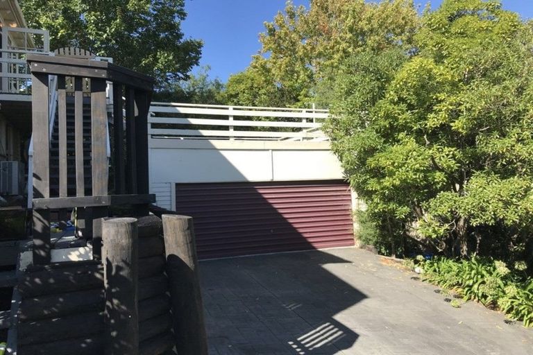 Photo of property in 1/34 Hackthorne Road, Cashmere, Christchurch, 8022