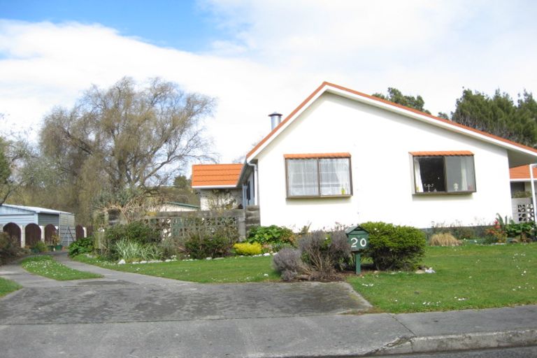 Photo of property in 20 Sunbelt Crescent, Takaka, 7110