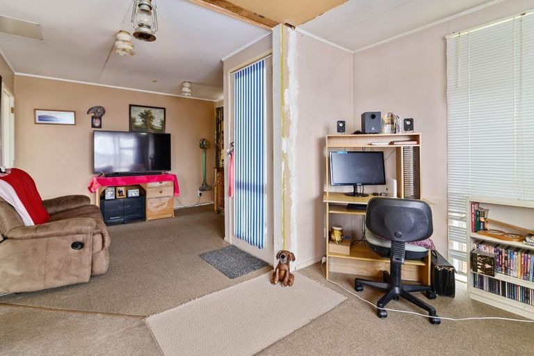 Photo of property in 28 Tania Crescent, Western Heights, Rotorua, 3015