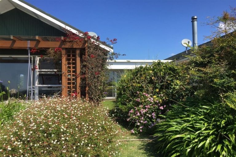 Photo of property in 9a Kiriwai Place, Matua, Tauranga, 3110