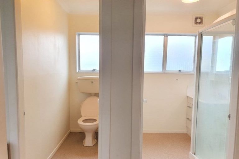 Photo of property in 2/40 Blakehall Place, Spreydon, Christchurch, 8024