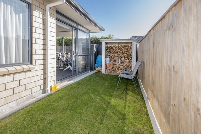 Photo of property in 8b Broadbelt Grove, Levin, 5510