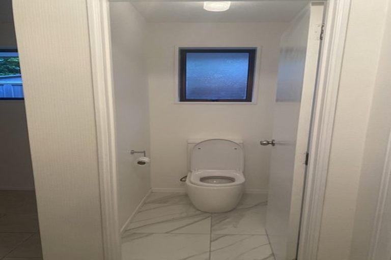 Photo of property in 20 Taupata Street, Redcliffs, Christchurch, 8081