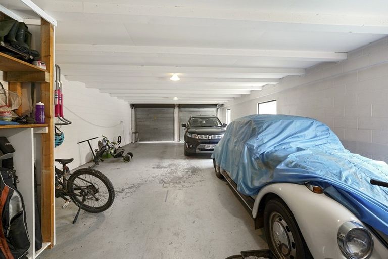 Photo of property in 2 Craig Place, Bridge Hill, Alexandra, 9320