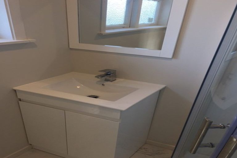 Photo of property in 43 Miranda Street, Avondale, Auckland, 0600