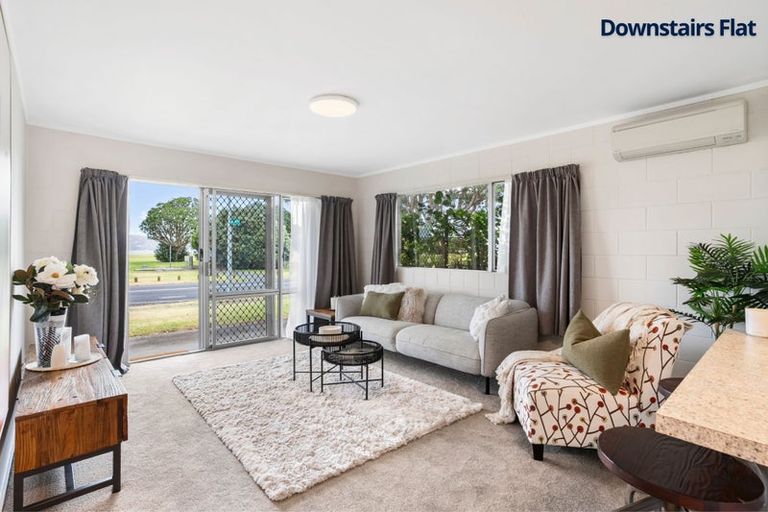 Photo of property in 91a Kiwi Esplanade, Mangere Bridge, Auckland, 2022