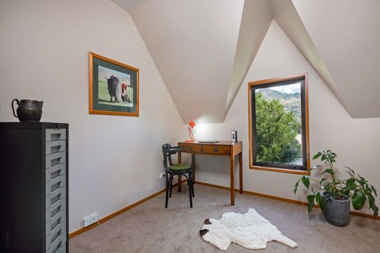 Photo of property in 136 Hunter Crescent, Wanaka, 9305