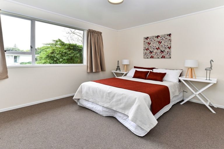 Photo of property in 12 Bedlington Avenue, Manurewa, Auckland, 2102