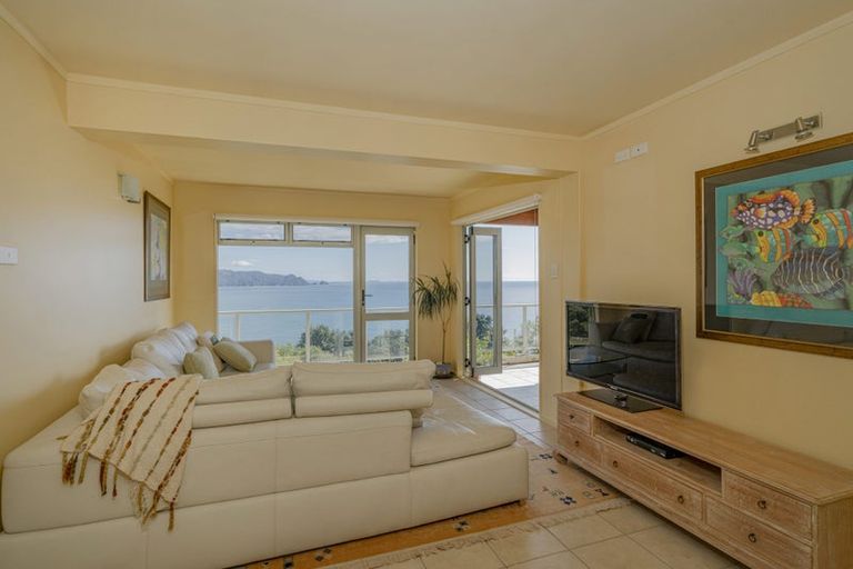 Photo of property in 39 Motuhoa Road, Tairua, 3508