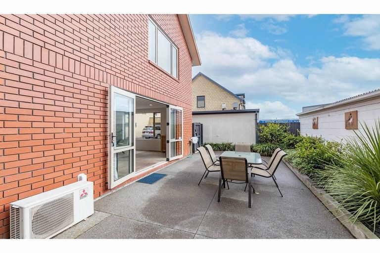 Photo of property in 1020 Colombo Street, St Albans, Christchurch, 8014