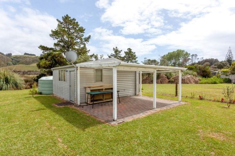 Photo of property in 30 Marlin Place, Whiritoa, Whangamata, 3691