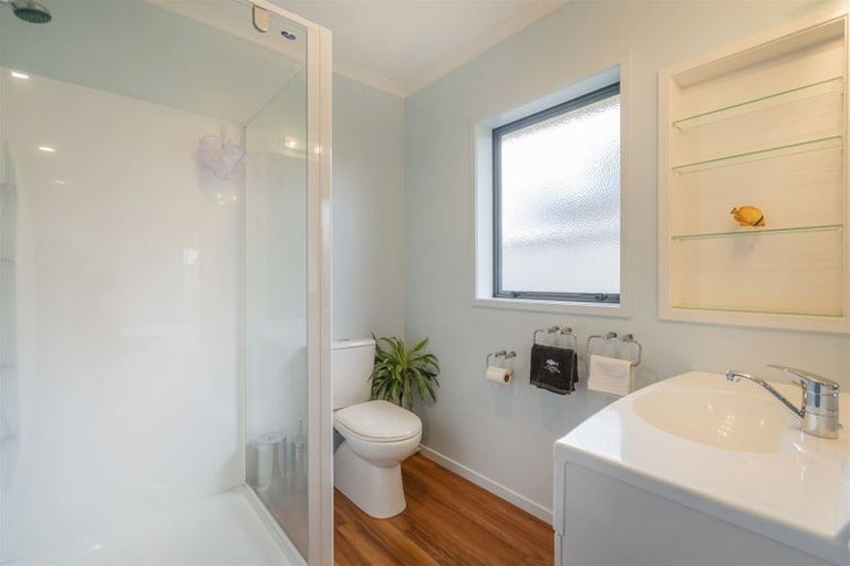 Photo of property in 12 Cobham Lane, Whitianga, 3510