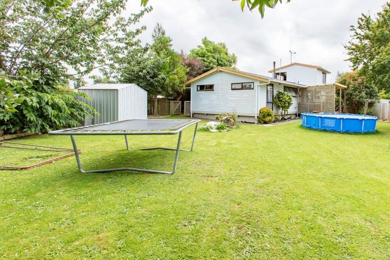 Photo of property in 2 Hunter Street, Dannevirke, 4930