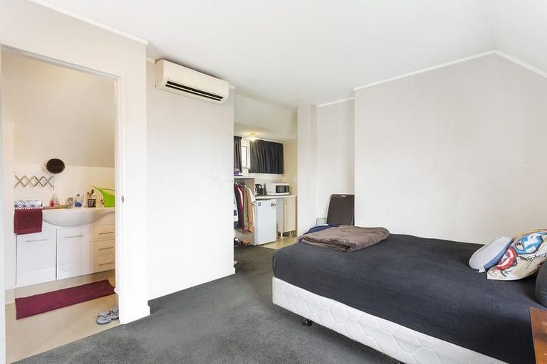 Photo of property in 7 Pitt Street, North Dunedin, Dunedin, 9016