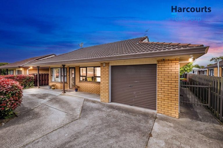 Photo of property in 2/37 Prictor Street, Papakura, 2110