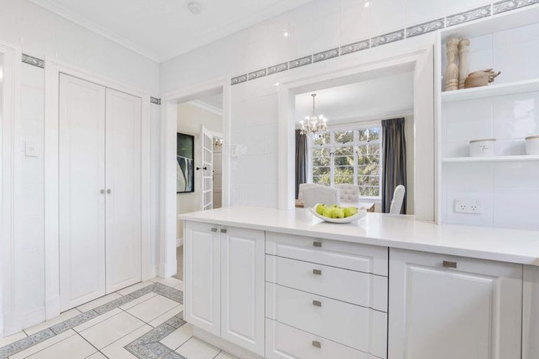 Photo of property in 174 Brooklands Road, Vogeltown, New Plymouth, 4310