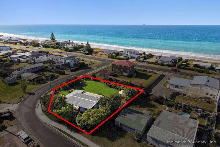 Photo of property in 3 Costello Crescent, Pukehina, Te Puke, 3189