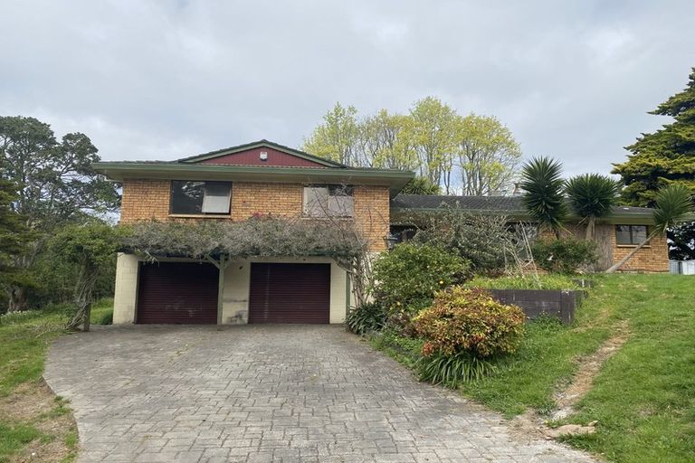 Photo of property in 121 Chamberlain Road, Massey, Auckland, 0614