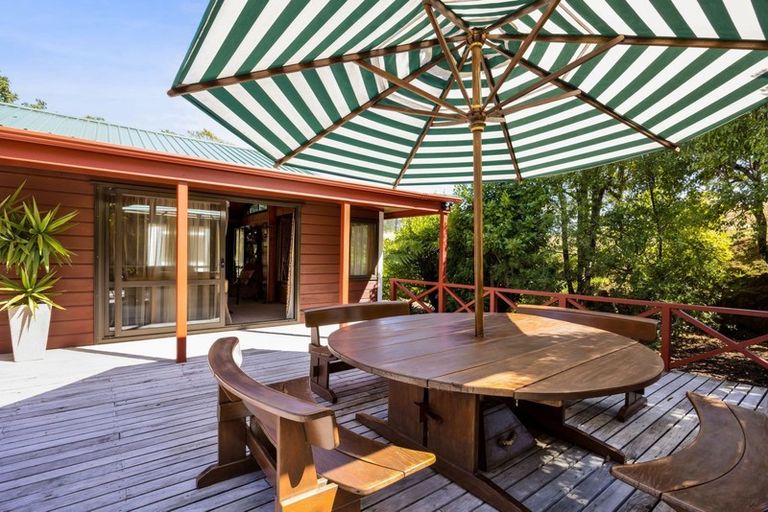 Photo of property in 1760 Mountain Road, Inglewood, 4386