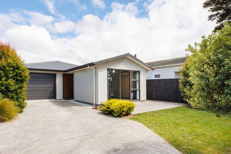 Photo of property in 62 West Street, West End, Palmerston North, 4412