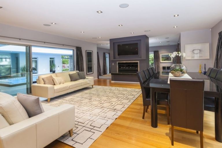 Photo of property in 158 Glandovey Road, Strowan, Christchurch, 8014