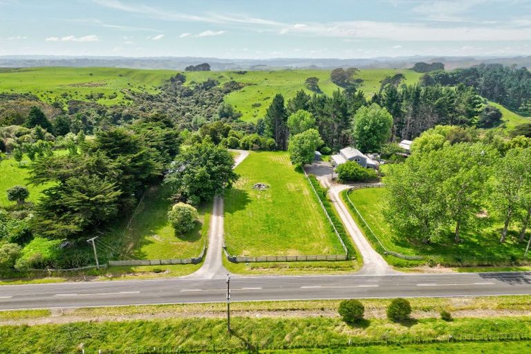 Photo of property in 235 No 2 Line, Okoia, Whanganui, 4572