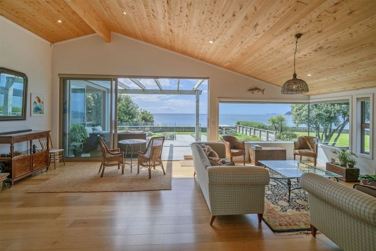 Photo of property in 40 Paku Drive, Tairua, 3508