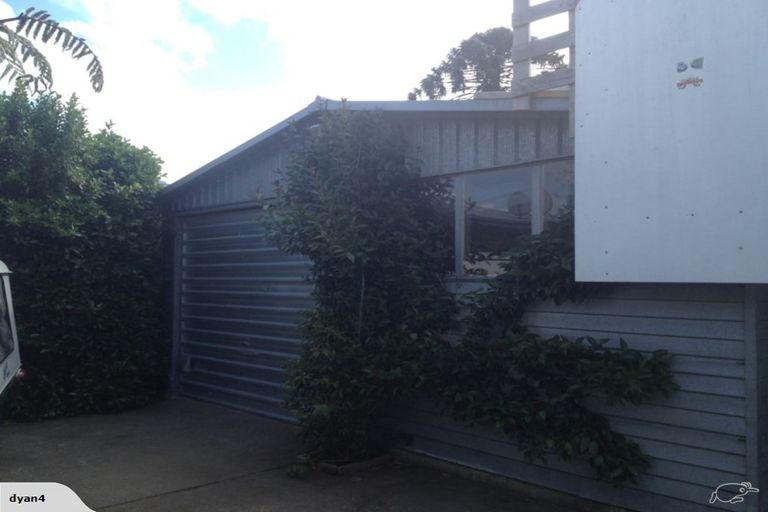 Photo of property in 6 Sutton Avenue, Clive, 4102