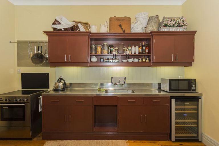 Photo of property in 1 Alt Street, Oamaru North, Oamaru, 9400