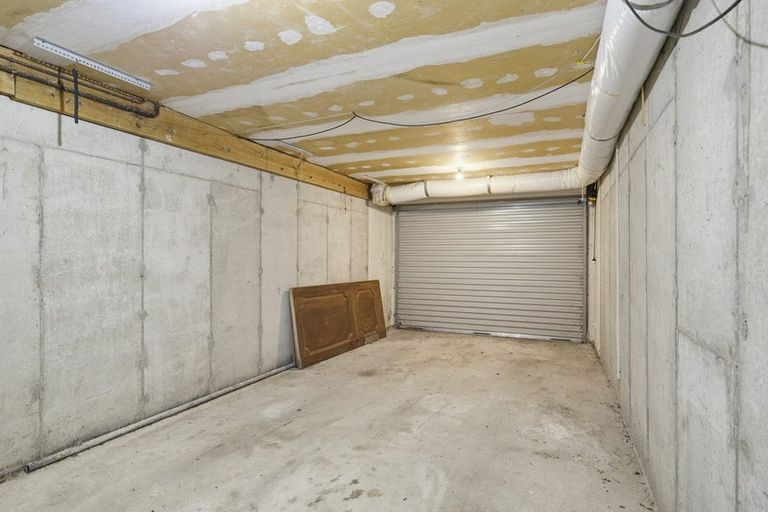 Photo of property in 48 Rama Crescent, Khandallah, Wellington, 6035