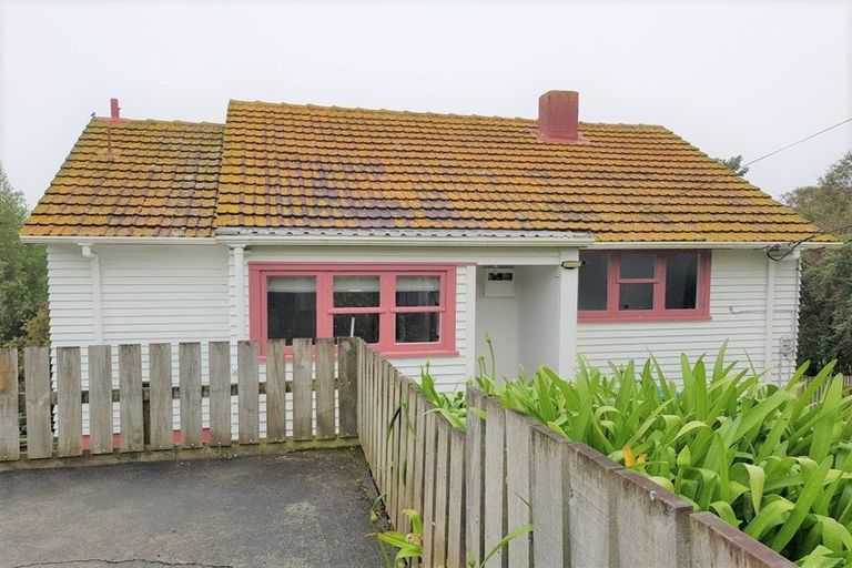 Photo of property in 105 Hampshire Street, Cannons Creek, Porirua, 5024