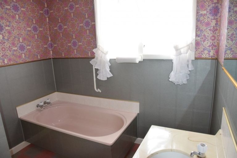 Photo of property in 54 Metzger Street, Georgetown, Invercargill, 9812