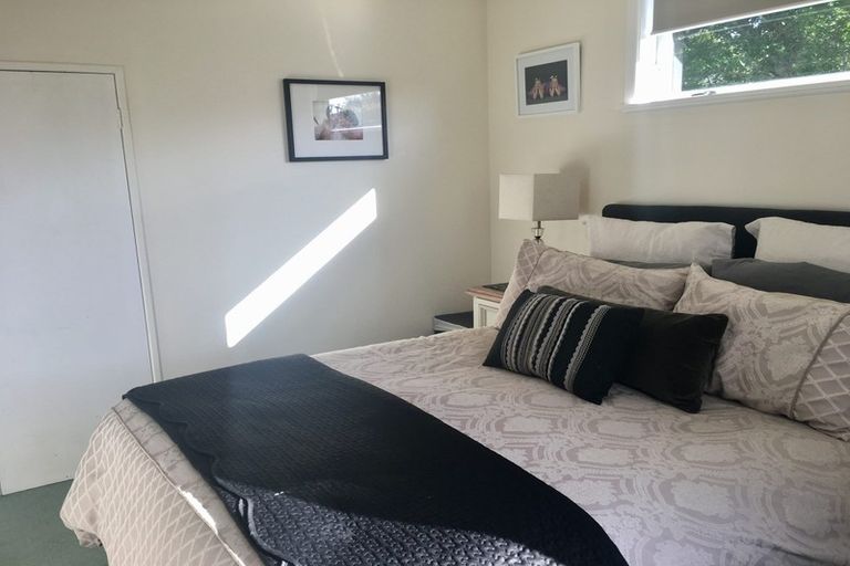 Photo of property in 1/156 Nile Road, Milford, Auckland, 0620