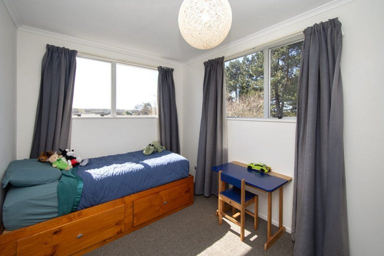 Photo of property in 209 Queenspark Drive, Parklands, Christchurch, 8083