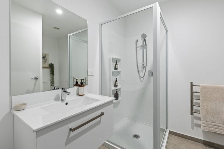 Photo of property in 8 Joshua Carder Drive, Hobsonville, Auckland, 0616