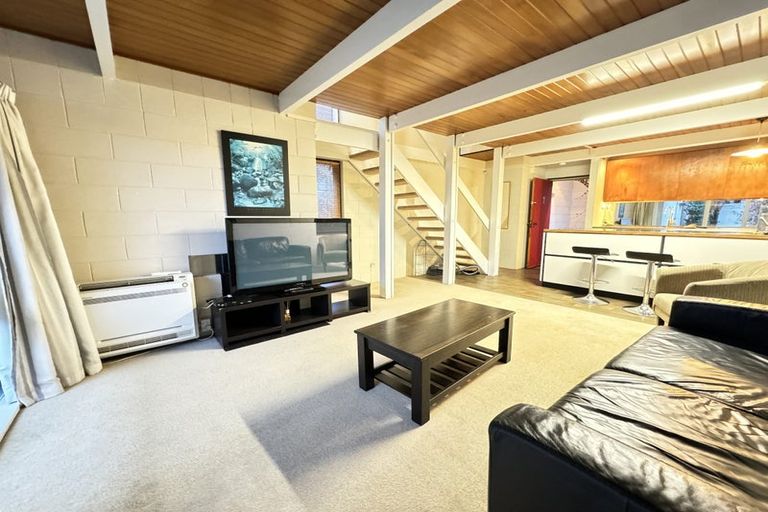 Photo of property in 2/100 Office Road, Merivale, Christchurch, 8014