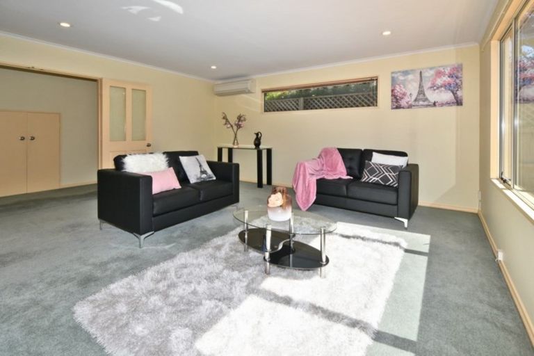 Photo of property in 2/97 Clyde Road, Ilam, Christchurch, 8041