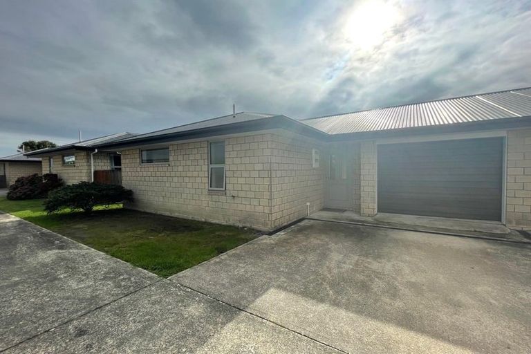 Photo of property in 146b Romilly Street, Westport, 7825