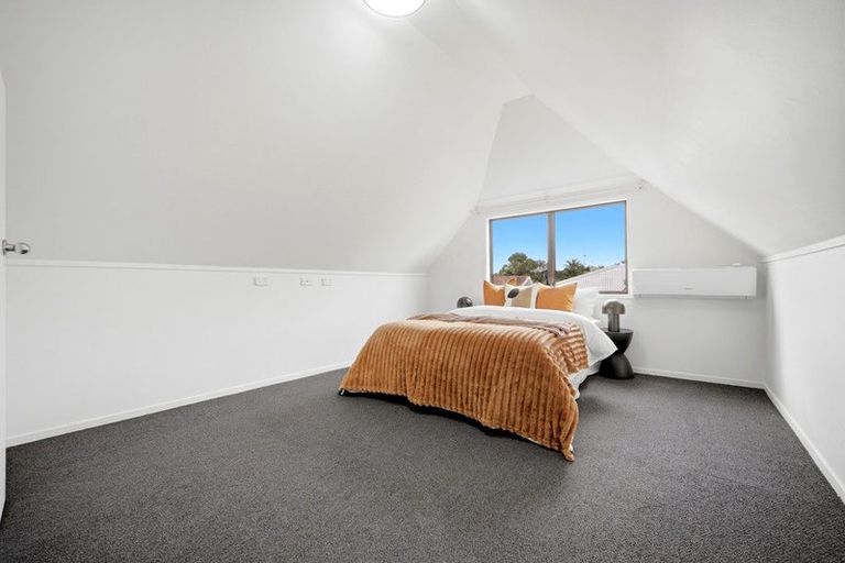 Photo of property in 2/327 Bucklands Beach Road, Bucklands Beach, Auckland, 2012