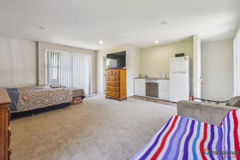 Photo of property in 192 Porchester Road, Takanini, 2112