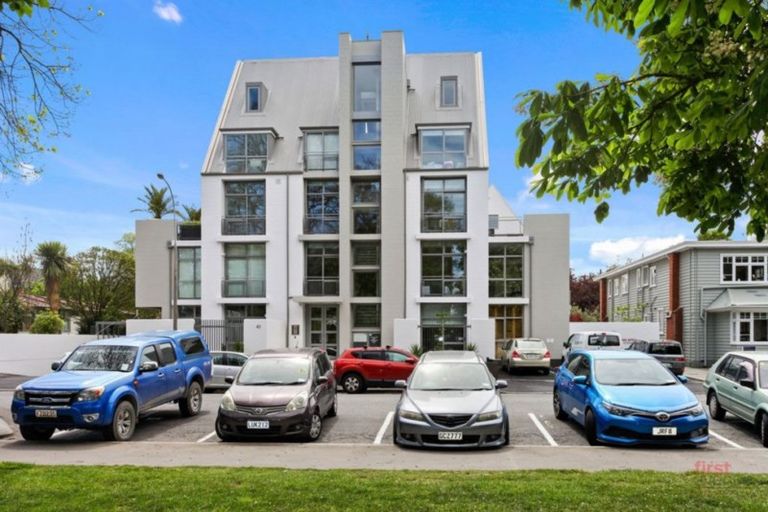 Photo of property in 11/41 Cambridge Terrace, Christchurch Central, Christchurch, 8013