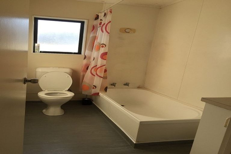 Photo of property in 1/25 Solveig Place, Randwick Park, Auckland, 2105